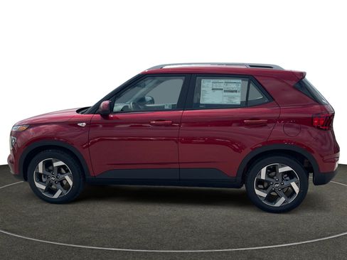 New 2025 Hyundai Venue Limited image 2