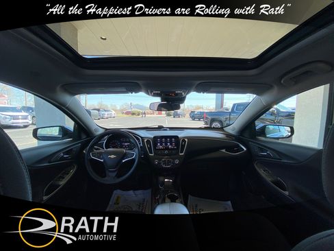 Used 2024 Chevrolet Malibu LT FWD image 17