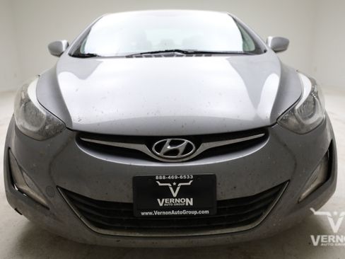 Used 2016 Hyundai Elantra SE w/ Option Group 02 image 7
