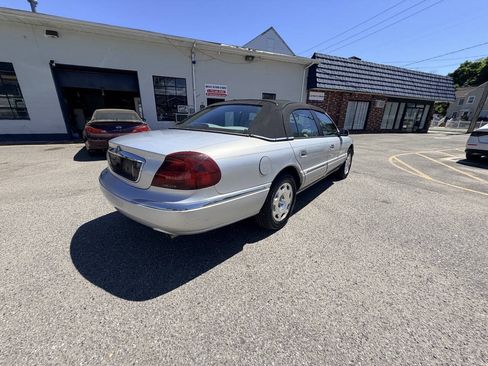Used 1998 Lincoln Continental FWD image 29