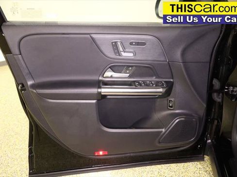 Used 2023 Mercedes-Benz GLA 250 image 33