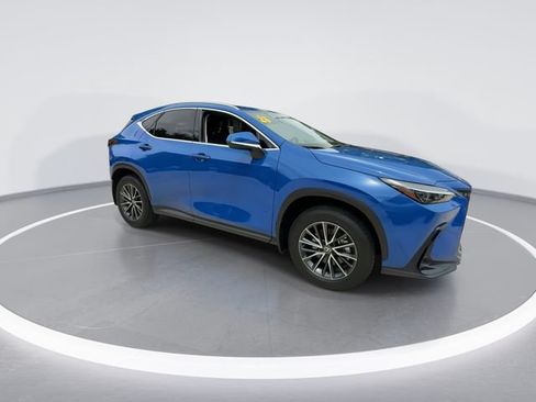 Used 2025 Lexus NX 250 FWD w/ Accessory Package (K3) image 9