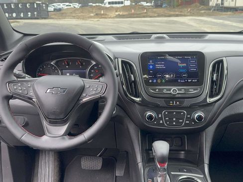 Used 2023 Chevrolet Equinox RS AWD/4WD image 11