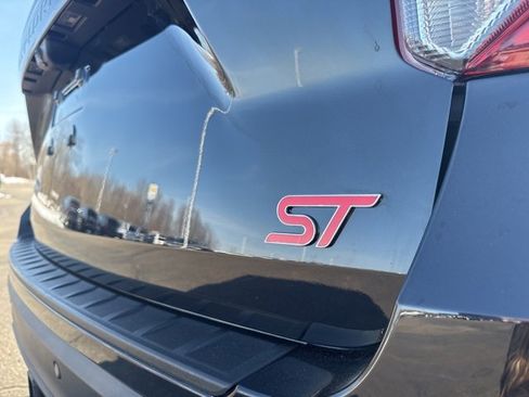 Used 2021 Ford Explorer ST image 31