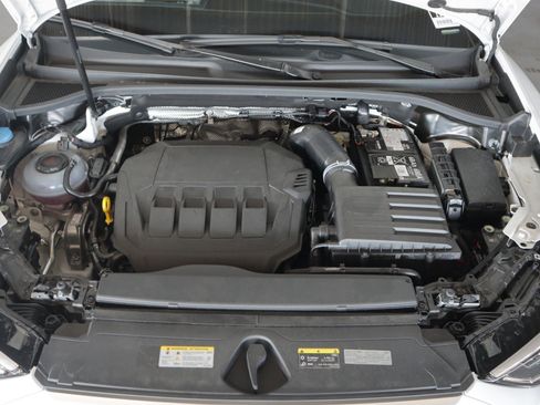 New 2025 Audi Q3 2.0T Premium image 4