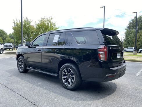 Used 2021 Chevrolet Tahoe Z71 w/ Luxury Package AWD/4WD image 7
