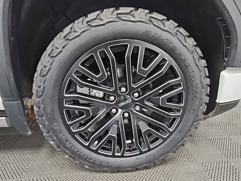 Used 2022 GMC Sierra 1500 Denali Ultimate image 48