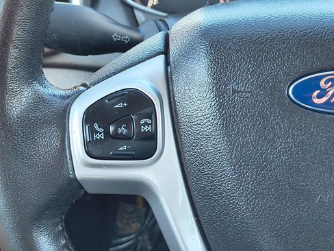 Used 2015 Ford Fiesta SE image 12