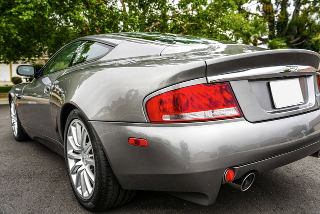Used 2002 Aston Martin Vanquish RWD image 53