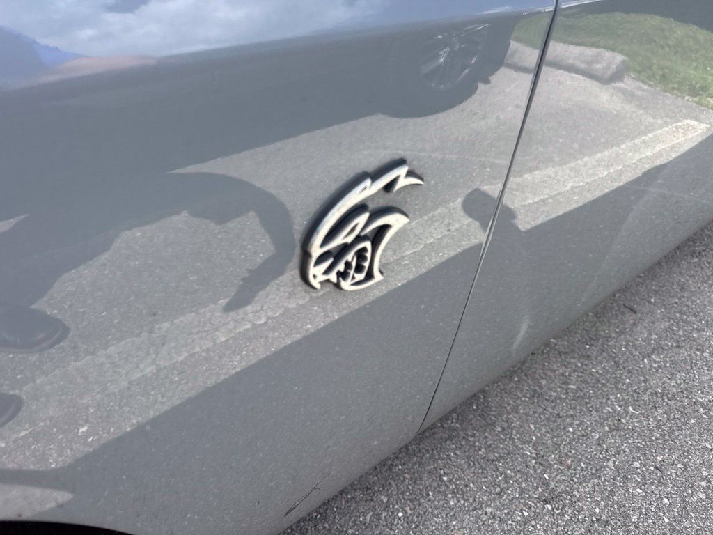 Used 2021 Dodge Challenger SRT Hellcat RWD image 6