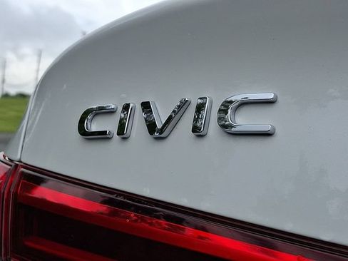 Used 2022 Honda Civic Sport image 29