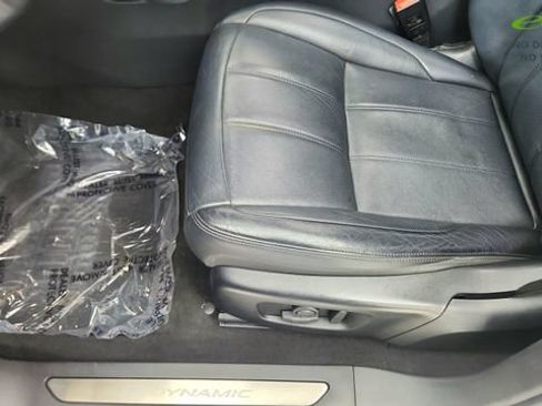 Used 2023 Land Rover Range Rover Evoque R-Dynamic S AWD/4WD image 34