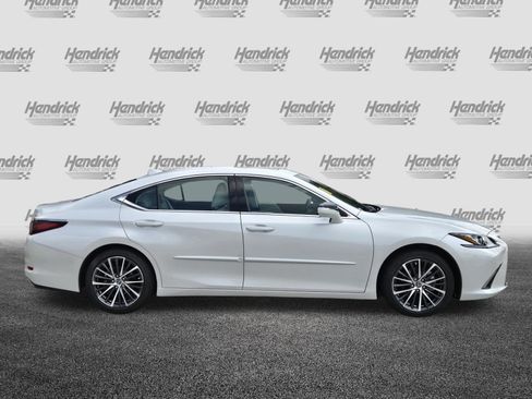 Used 2025 Lexus ES 350 w/ Premium Package FWD image 9