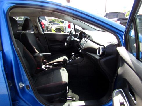 Used 2020 Nissan Versa SR w/ Convenience Package image 24
