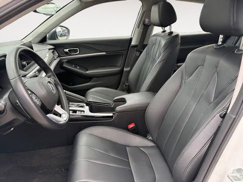 Used 2025 Acura Integra FWD image 9