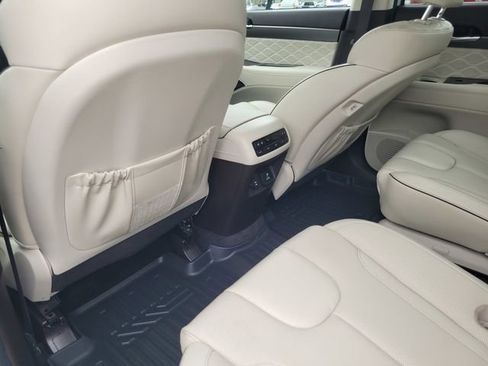 Used 2020 Hyundai Palisade Limited image 12
