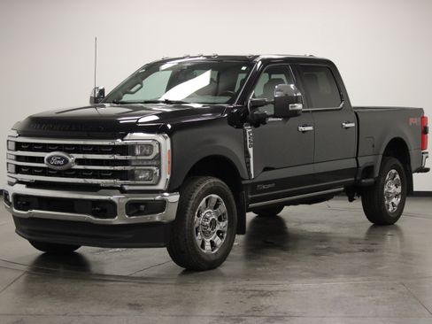 Used 2024 Ford F250 King Ranch AWD/4WD image 4