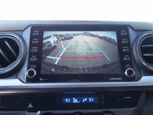 Used 2022 Toyota Tacoma image 12