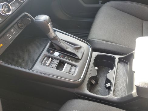 Certified 2025 Honda CR-V EX image 30