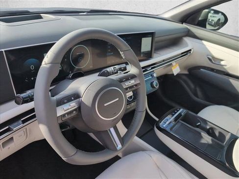 New 2026 Hyundai Tucson Limited image 3