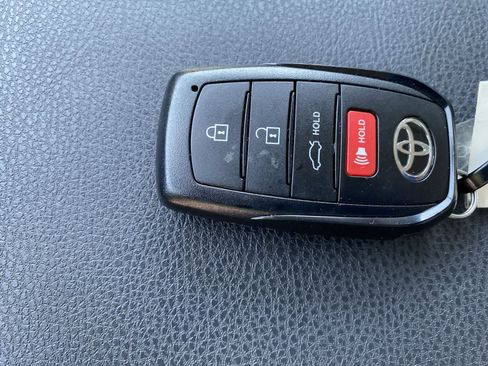 Used 2026 Toyota Camry XLE w/ Premium Package AWD/4WD image 35