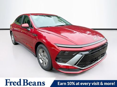 New 2026 Hyundai Sonata SE FWD image 1