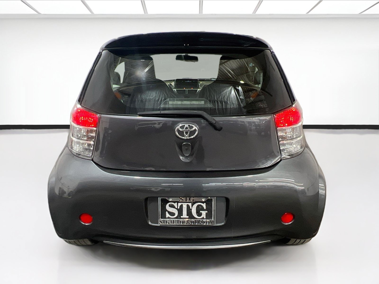 Used 2012 Scion iQ w/ Rear Speaker Pkg FWD image 5