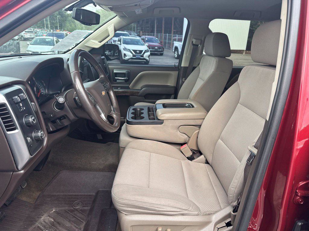 Used 2017 Chevrolet Silverado 1500 LT w/ All Star Edition AWD/4WD image 15