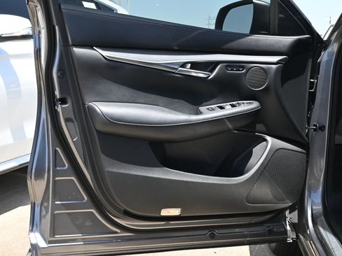 Certified 2025 INFINITI QX50 Luxe AWD/4WD image 17