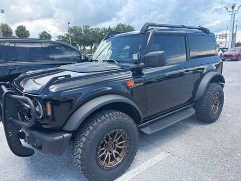 Used 2025 Ford Bronco Badlands AWD/4WD image 1