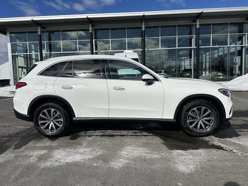 Certified 2024 Mercedes-Benz GLC 300 4MATIC image 8