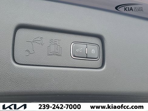Used 2020 Lincoln Aviator Reserve w/ Elements Package Plus AWD/4WD image 10