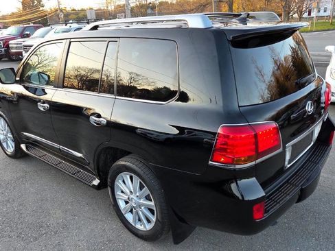 Used 2011 Lexus LX 570 4WD image 10
