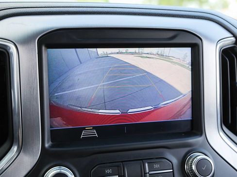 Used 2020 GMC Sierra 1500 Elevation RWD image 10