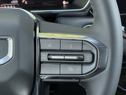 New 2026 GMC Canyon Elevation w/ Convenience Package image 73