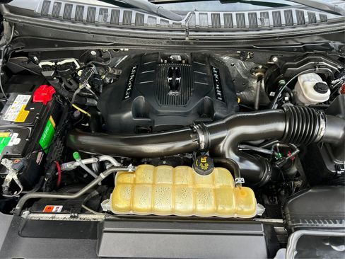 Used 2018 Lincoln Navigator L Reserve image 11