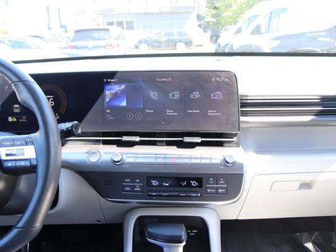 Used 2024 Hyundai Kona SEL AWD/4WD image 19