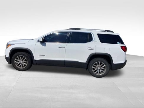 Used 2017 GMC Acadia SLE FWD image 24