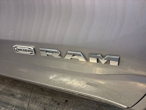 Used 2019 RAM 1500 Limited image 7