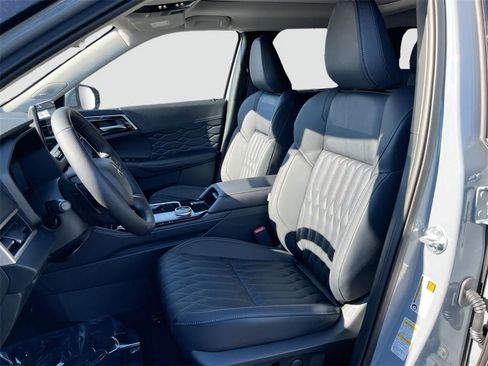 New 2026 Mitsubishi Outlander SEL FWD image 24