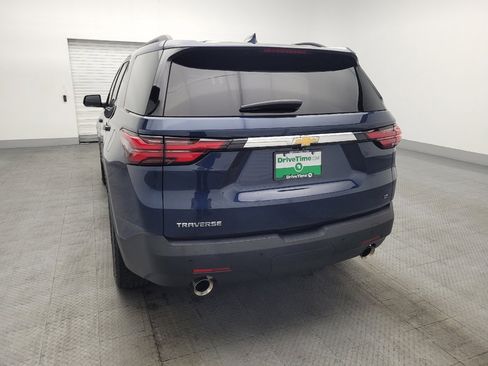 Used 2022 Chevrolet Traverse LT image 6