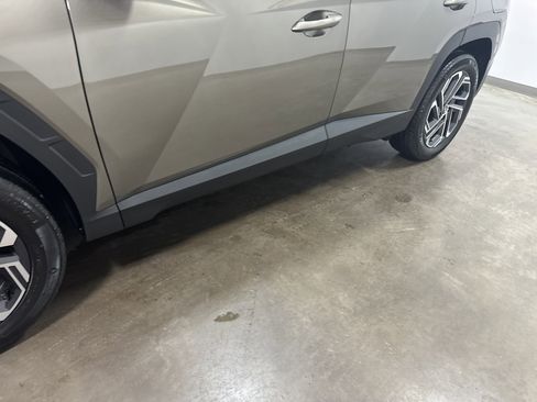 Used 2025 Hyundai Tucson Limited image 10