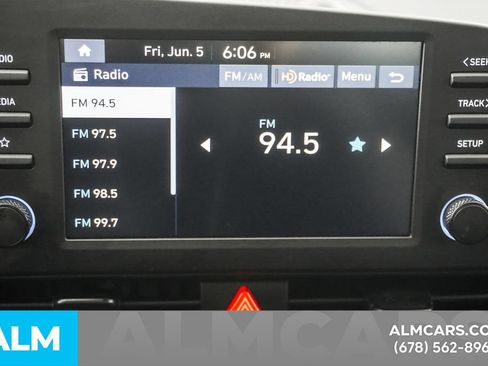 Used 2025 Hyundai Elantra Sport FWD image 35