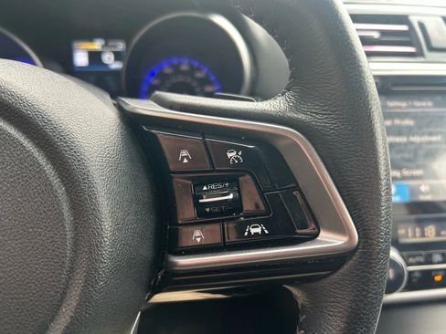 Used 2018 Subaru Outback 2.5i Limited image 7