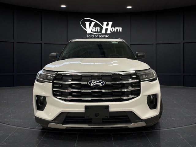 New 2027 Ford Explorer Active w/ Active Comfort Package AWD/4WD image 2