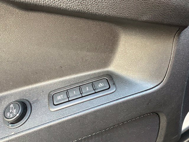 Used 2020 Chevrolet Equinox LT w/ Sport Edition AWD/4WD image 34