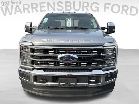 Used 2023 Ford F250 Lariat w/ Lariat Ultimate Package AWD/4WD image 2