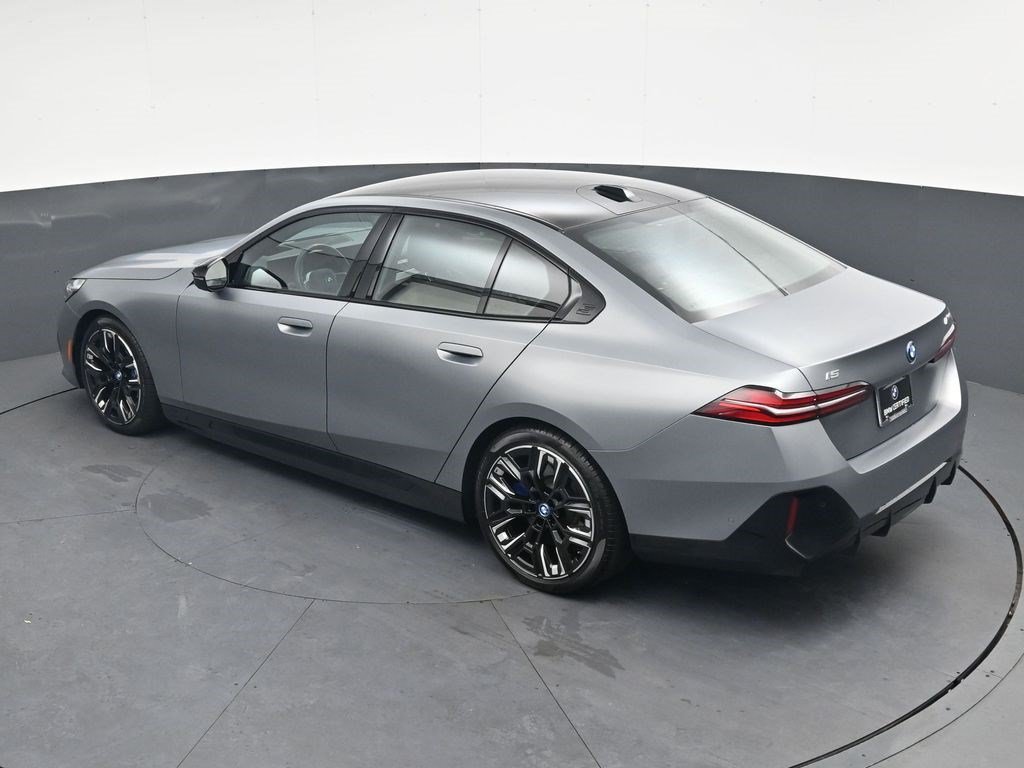 Used 2025 BMW i5 M60 w/ Executive Package AWD/4WD image 23