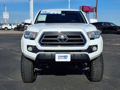 Used 2021 Toyota Tacoma SR5 image 28