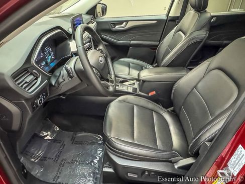 Used 2022 Ford Escape SEL image 10